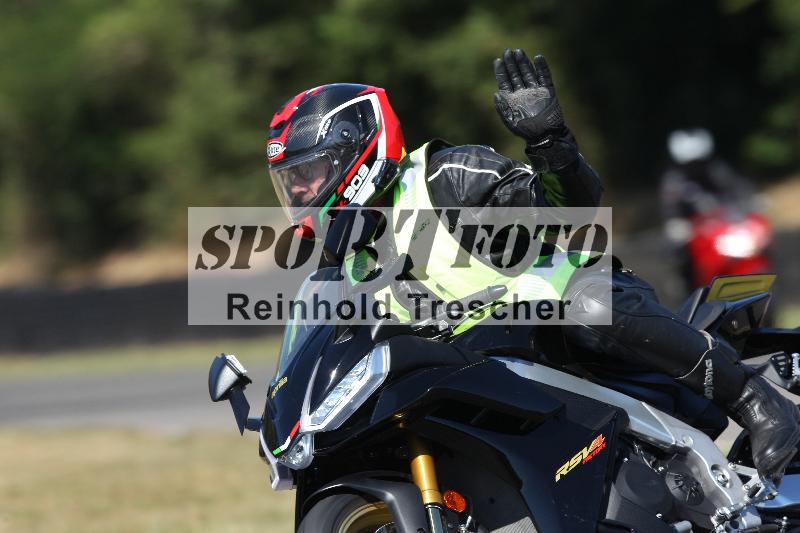 Archiv-2022/50 09.08.2022 MSS und TÖFF Track Day ADR/Gruppe blau/unklar